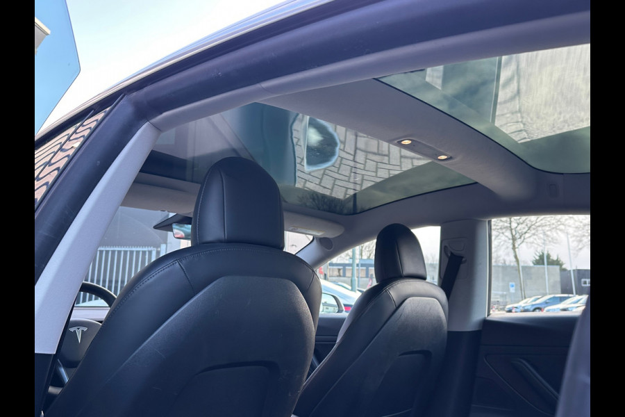 Tesla Model 3 Standard RWD Plus 60 kWh