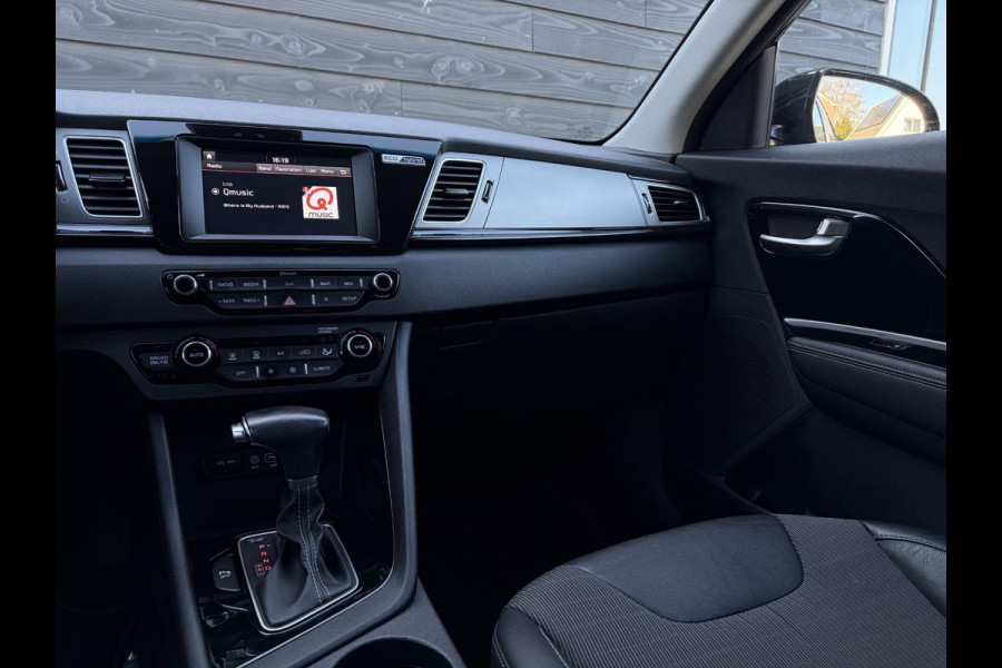 Kia Niro 1.6 GDi Hybrid DynamicLine l NAP l Camera l Trekhaak l Apple Carplay