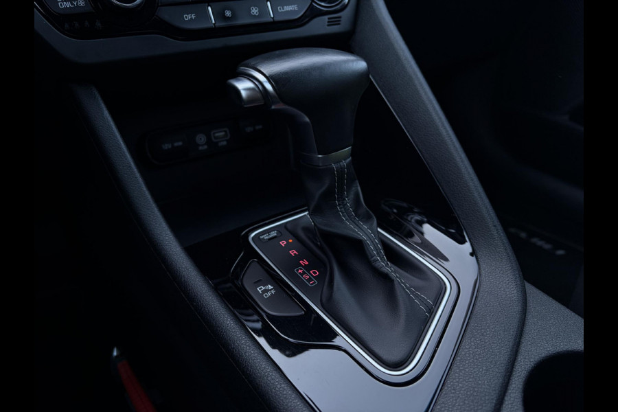 Kia Niro 1.6 GDi Hybrid DynamicLine l NAP l Camera l Trekhaak l Apple Carplay