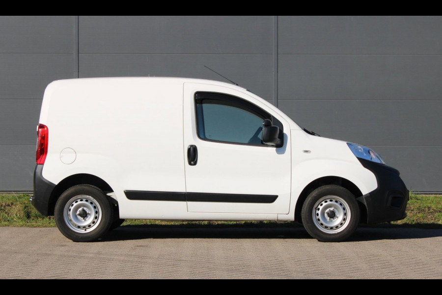 Fiat Fiorino 1.4 Easy Pro Airco AllSeason Trekhaak BTW-Auto !!NIEUWBINNEN!!