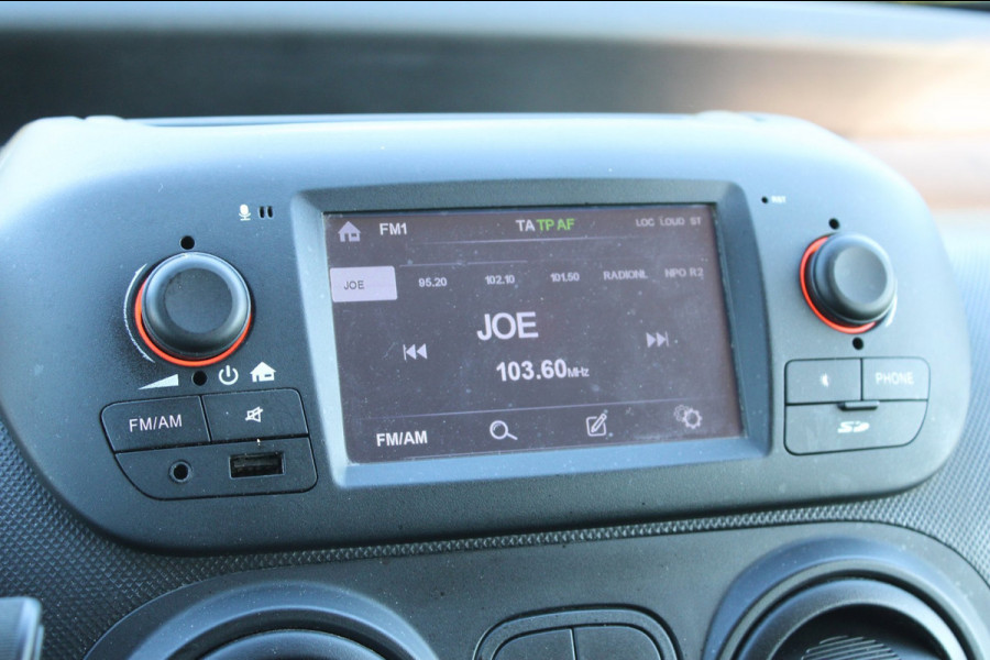 Fiat Fiorino 1.4 Easy Pro Airco AllSeason Trekhaak BTW-Auto !!NIEUWBINNEN!!