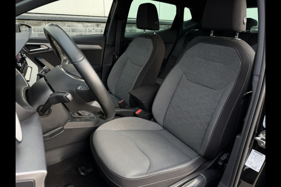 Seat Ibiza 1.0 EcoTSI Xcellence | LED | Trekhaak | Carplay | Camera | Virtual Cockpit | PDC | ACC  Climate