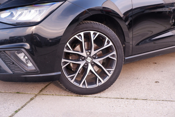 Seat Ibiza 1.0 EcoTSI Xcellence | LED | Trekhaak | Carplay | Camera | Virtual Cockpit | PDC | ACC  Climate