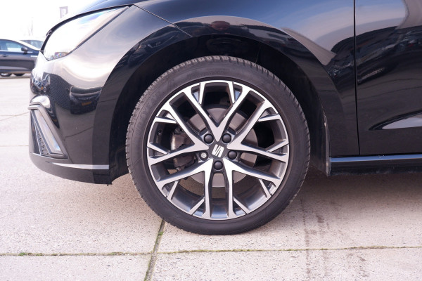 Seat Ibiza 1.0 EcoTSI Xcellence | LED | Trekhaak | Carplay | Camera | Virtual Cockpit | PDC | ACC  Climate