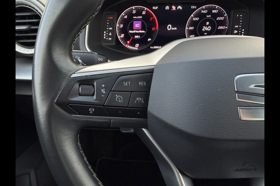 Seat Ibiza 1.0 EcoTSI Xcellence | LED | Trekhaak | Carplay | Camera | Virtual Cockpit | PDC | ACC  Climate