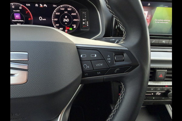 Seat Ibiza 1.0 EcoTSI Xcellence | LED | Trekhaak | Carplay | Camera | Virtual Cockpit | PDC | ACC  Climate