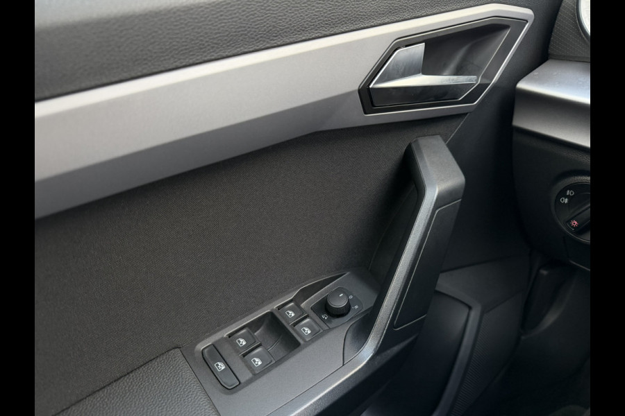 Seat Ibiza 1.0 EcoTSI Xcellence | LED | Trekhaak | Carplay | Camera | Virtual Cockpit | PDC | ACC  Climate