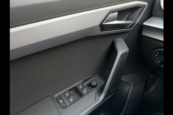 Seat Ibiza 1.0 EcoTSI Xcellence | LED | Trekhaak | Carplay | Camera | Virtual Cockpit | PDC | ACC  Climate