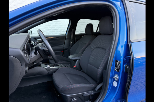 Ford FOCUS Wagon 1.5 EcoBoost ST Line Business | Trekhaak | CarPlay | Camera | Winter-Pakket