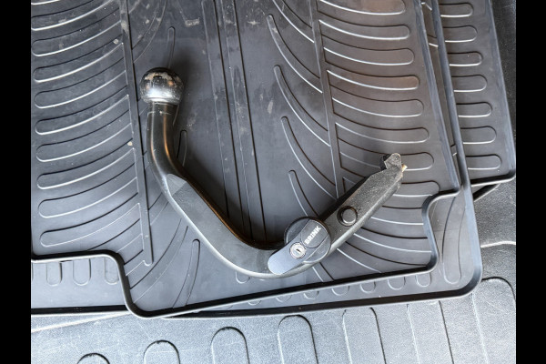 Ford FOCUS Wagon 1.5 EcoBoost ST Line Business | Trekhaak | CarPlay | Camera | Winter-Pakket