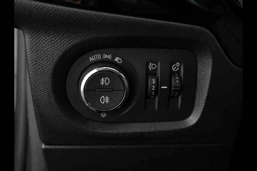 Opel Corsa 1.2 100pk Turbo Edition Navigatie Apple Carplay/Android Auto Airco Dab Cruise Control
