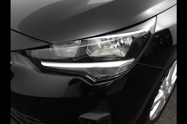 Opel Corsa 1.2 100pk Turbo Edition Navigatie Apple Carplay/Android Auto Airco Dab Cruise Control