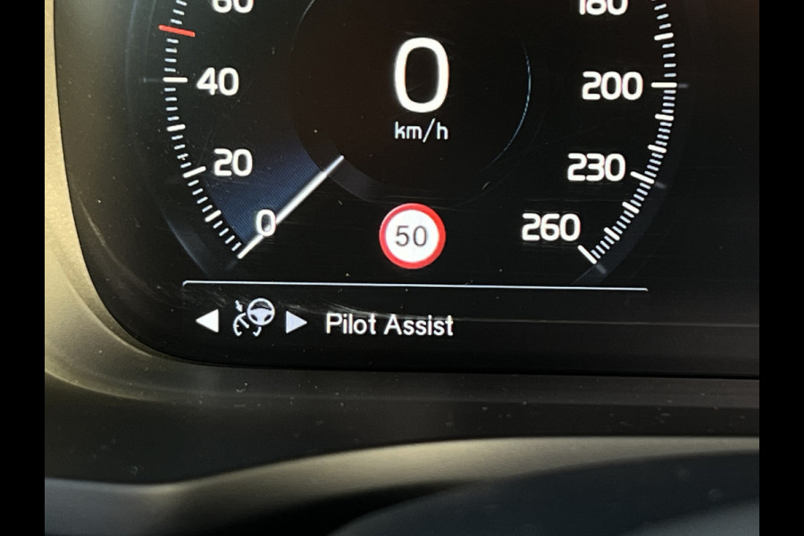 Volvo V60 2.0 T6 Recharge AWD Inscription Expression | Trekhaak | Pilot Assist | Pano | Harman Kardon