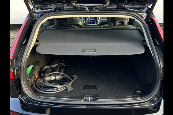 Volvo V60 2.0 T6 Recharge AWD Inscription Expression | Trekhaak | Pilot Assist | Pano | Harman Kardon