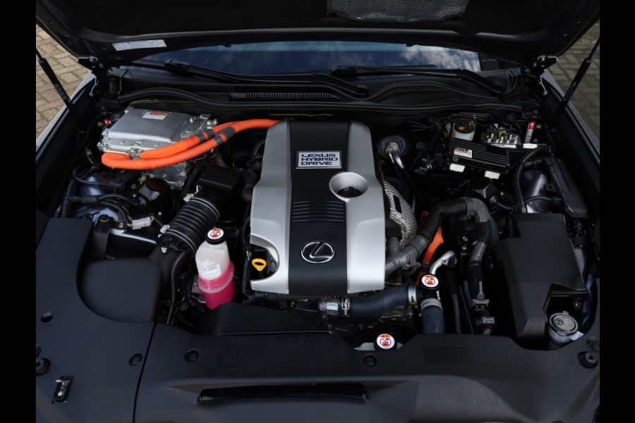 Lexus RC 300h F Sport Premium | Mark Levinson | Stoelventilatie | Schuifd