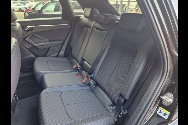 Audi Q3 40 TFSI Quattro Pro Line S /Virtual Cockpit /ACC /Matrix /Drive select