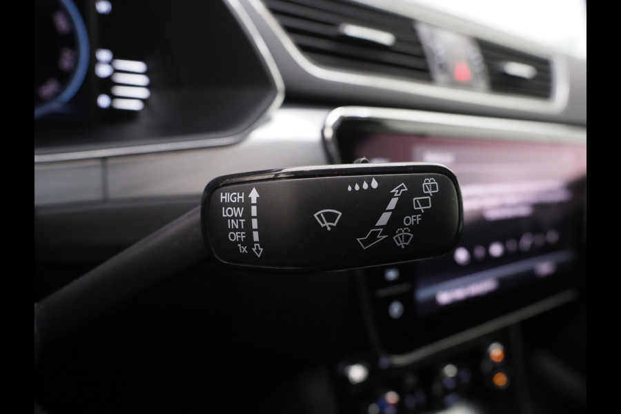 Škoda Superb Combi 1.4 TSI iV 218PK Style | Trekhaak | Adaptive Cruise | Virtual | Stoelverwarming | DAB | PDC | Carplay