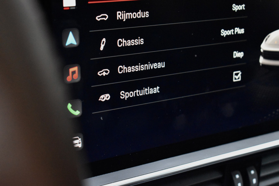 Porsche Cayenne Coupé 3.0 E-Hybrid 462pk Platinum Edition SportDesign | Pano | ACC | Trekhaak | 22'' Wielen | Bose | Achterasbesturing | Stoelventilatie | Sportuitlaat |