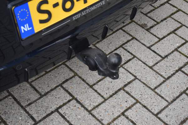 Porsche Cayenne Coupé 3.0 E-Hybrid 462pk Platinum Edition SportDesign | Pano | ACC | Trekhaak | 22'' Wielen | Bose | Achterasbesturing | Stoelventilatie | Sportuitlaat |