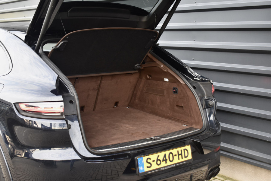 Porsche Cayenne Coupé 3.0 E-Hybrid 462pk Platinum Edition SportDesign | Pano | ACC | Trekhaak | 22'' Wielen | Bose | Achterasbesturing | Stoelventilatie | Sportuitlaat |