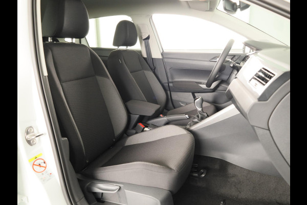 Volkswagen Polo GP Life Edition 1.0 95 pk 5 versn. Hand | 15" LM | Stoelverwarming | Camera |