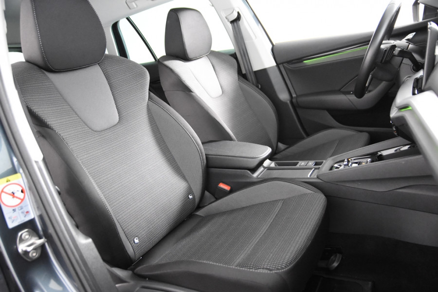 Škoda Octavia Combi 1.0 e-TSI Ambition DSG *1ste Eigenaar*Navigatie*Trekhaak*Parkassist*