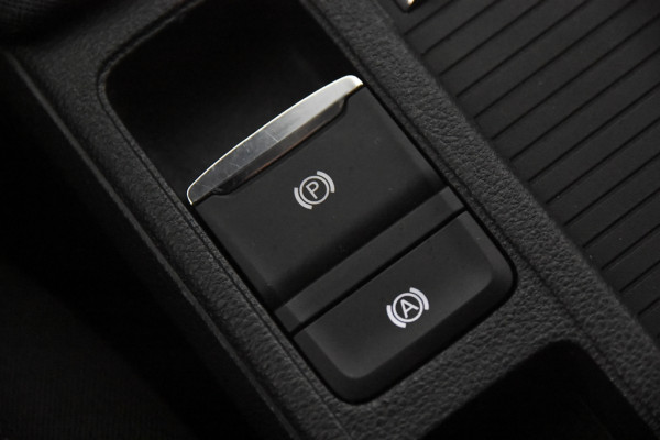 Škoda Octavia Combi 1.0 e-TSI Ambition DSG *1ste Eigenaar*Navigatie*Trekhaak*Parkassist*