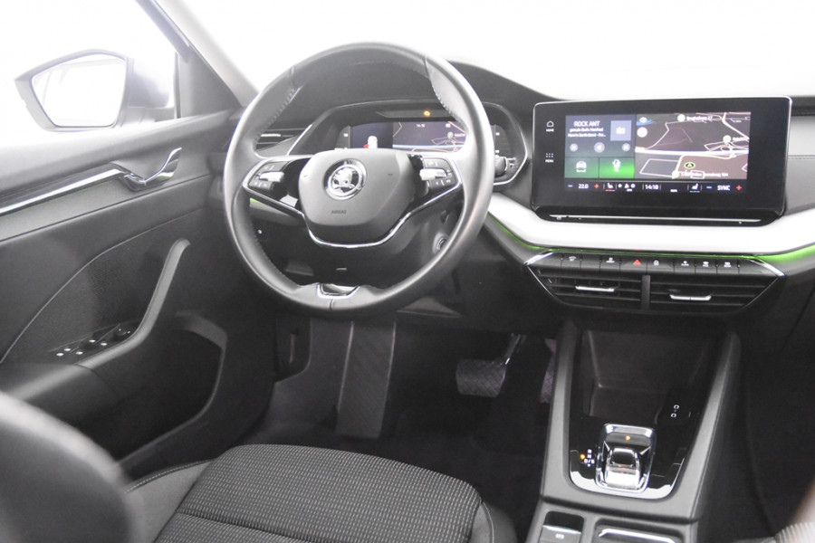 Škoda Octavia Combi 1.0 e-TSI Ambition DSG *1ste Eigenaar*Navigatie*Trekhaak*Parkassist*