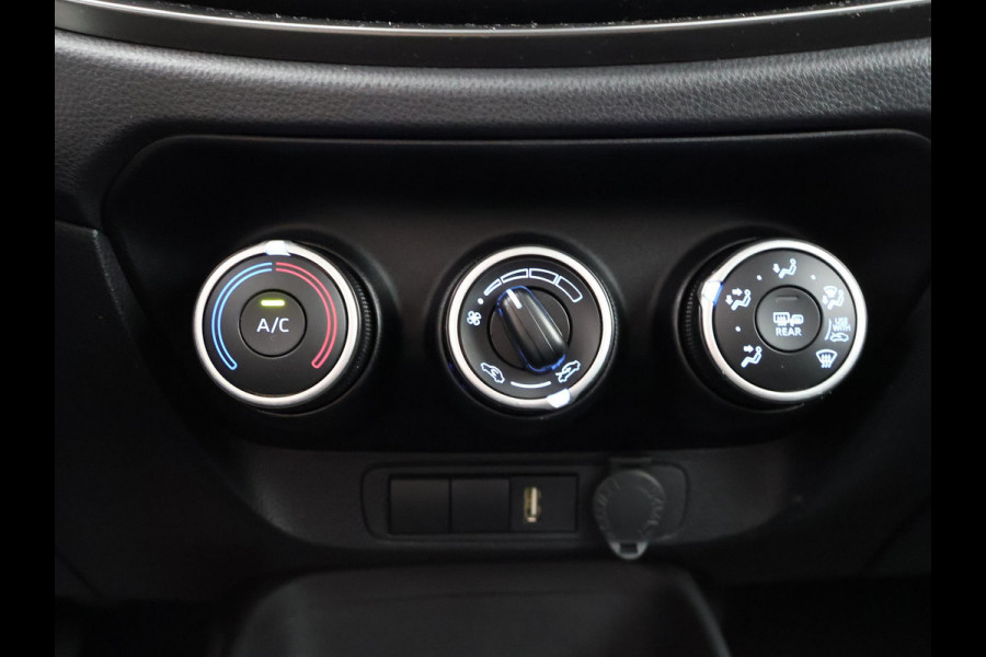 Toyota Aygo X 1.0 VVT-i MT Play Bi-Tone | Apple Carplay & AndroidAUTO | Camera | Privacy Glass |
