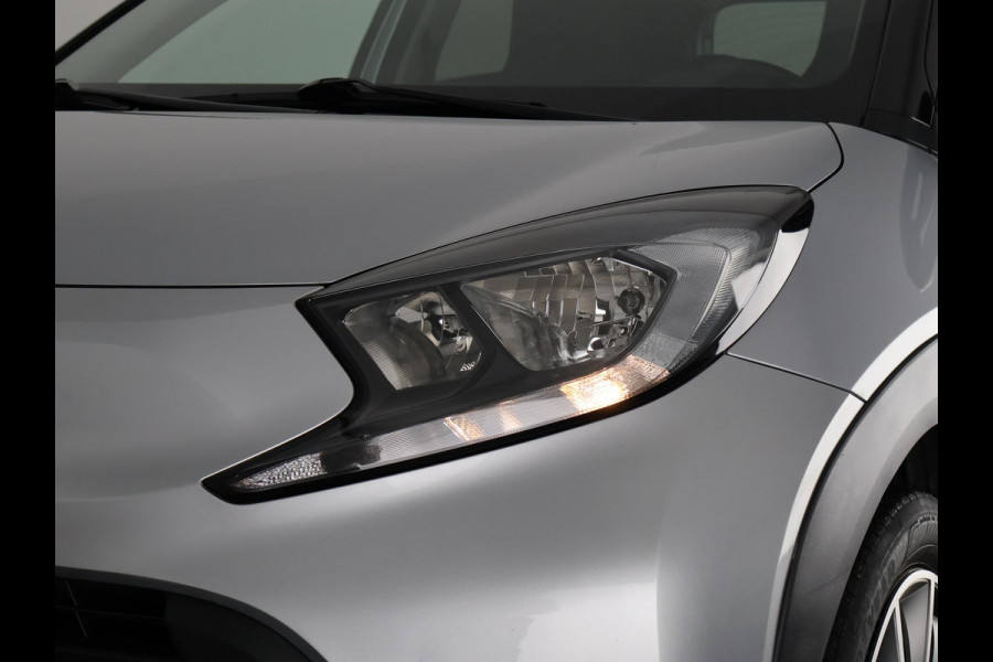 Toyota Aygo X 1.0 VVT-i MT Play Bi-Tone | Apple Carplay & AndroidAUTO | Camera | Privacy Glass |