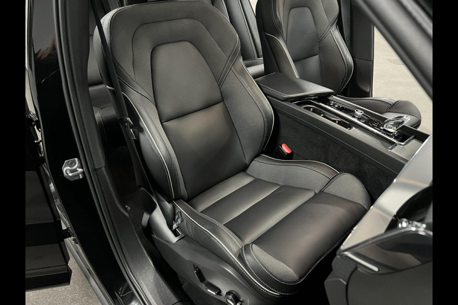 Volvo XC60 2.0 T6 Plug-in hybrid AWD Plus Dark Trekhaak | Open dak | 360 camera | Stuur-/stoelverwarming | Memory | Carplay | Harman/Kardon