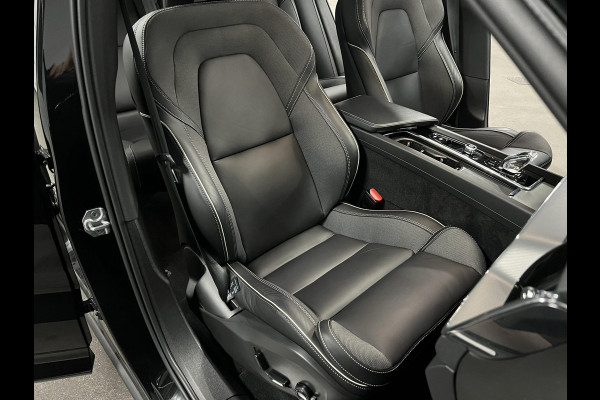 Volvo XC60 2.0 T6 Plug-in hybrid AWD Plus Dark Trekhaak | Open dak | 360 camera | Stuur-/stoelverwarming | Memory | Carplay | Harman/Kardon