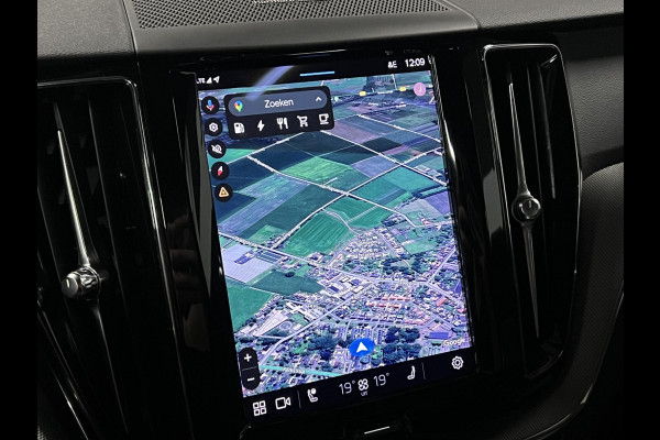 Volvo XC60 2.0 T6 Plug-in hybrid AWD Plus Dark Trekhaak | Open dak | 360 camera | Stuur-/stoelverwarming | Memory | Carplay | Harman/Kardon