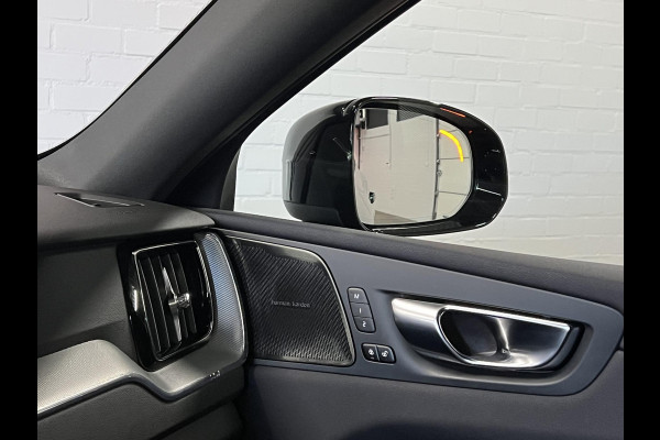 Volvo XC60 2.0 T6 Plug-in hybrid AWD Plus Dark Trekhaak | Open dak | 360 camera | Stuur-/stoelverwarming | Memory | Carplay | Harman/Kardon