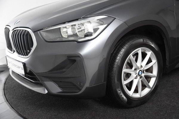 BMW X1 sDrive18i X-Line *1ste Eigenaar*Leer*Navigatie*Stoelverwarming*