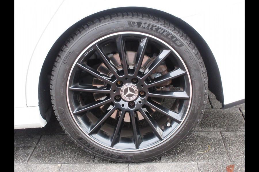Mercedes-Benz A-Klasse 180 d AMG Sfeer Distronic Pano 19''