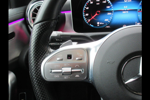 Mercedes-Benz A-Klasse 180 d AMG Sfeer Distronic Pano 19''