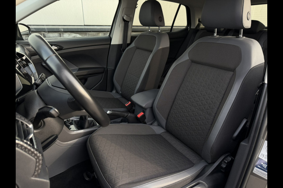 Volkswagen T-Cross 1.0 TSI Style | Trekhaak | Carplay | LED | Camera
