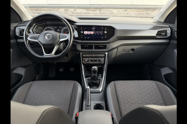 Volkswagen T-Cross 1.0 TSI Style | Trekhaak | Carplay | LED | Camera
