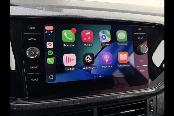 Volkswagen T-Cross 1.0 TSI Style | Trekhaak | Carplay | LED | Camera