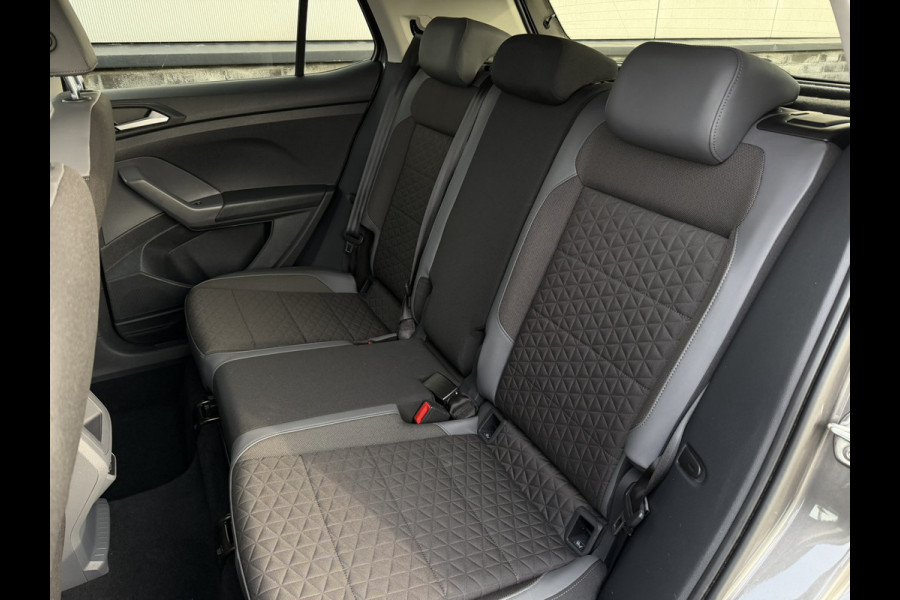 Volkswagen T-Cross 1.0 TSI Style | Trekhaak | Carplay | LED | Camera