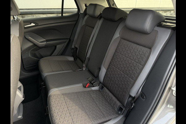 Volkswagen T-Cross 1.0 TSI Style | Trekhaak | Carplay | LED | Camera