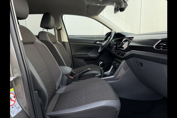 Volkswagen T-Cross 1.0 TSI Style | Trekhaak | Carplay | LED | Camera