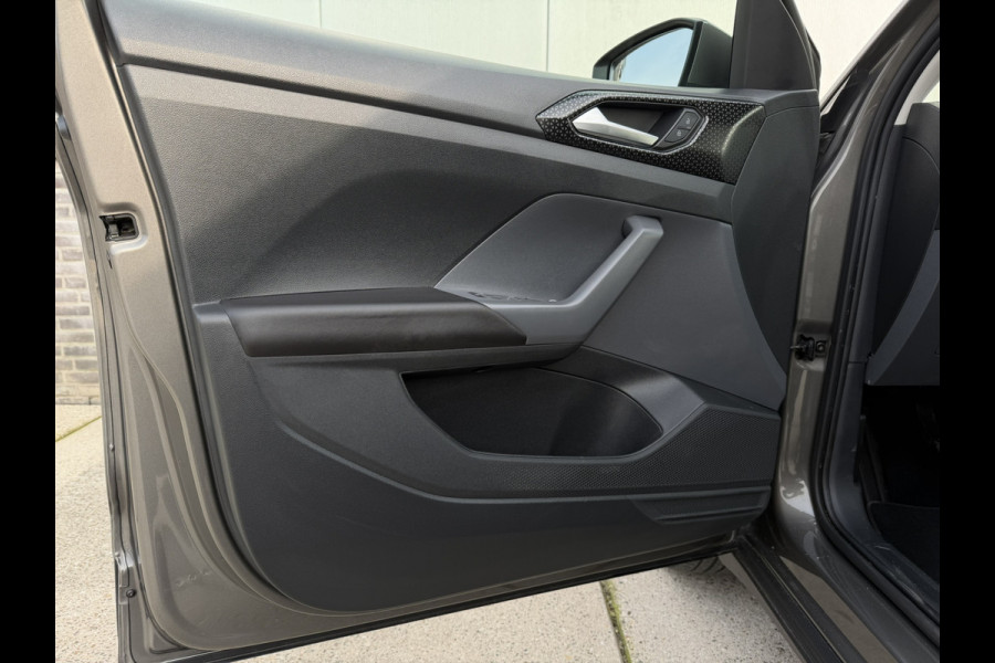 Volkswagen T-Cross 1.0 TSI Style | Trekhaak | Carplay | LED | Camera