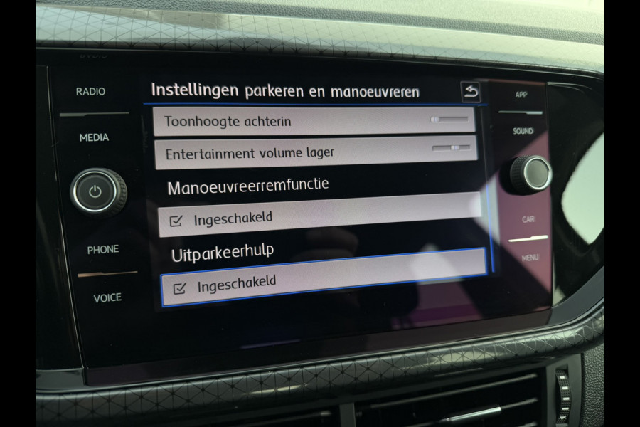 Volkswagen T-Cross 1.0 TSI Style | Trekhaak | Carplay | LED | Camera