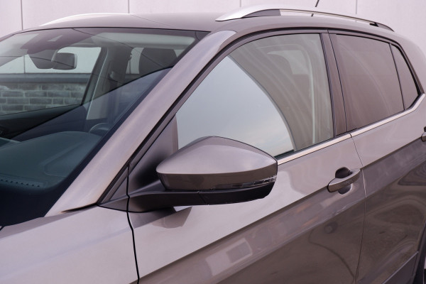 Volkswagen T-Cross 1.0 TSI Style | Trekhaak | Carplay | LED | Camera