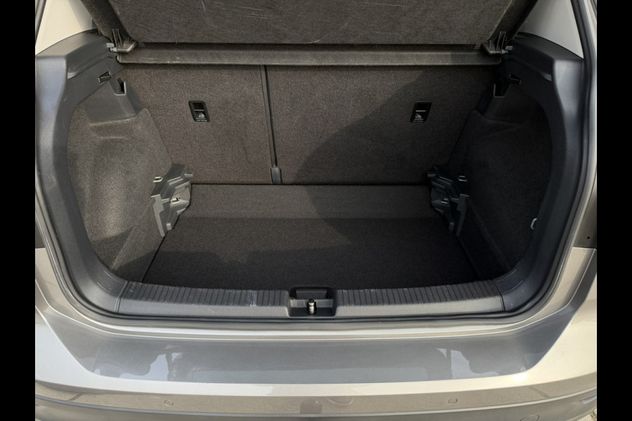 Volkswagen T-Cross 1.0 TSI Style | Trekhaak | Carplay | LED | Camera