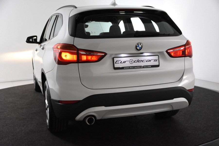 BMW X1 sDrive16d Sportline *1ste Eigenaar*Navigatie*Trekhaak*Camera*