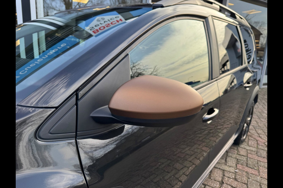 Dacia Jogger 1.6 Hybrid 140 Extreme Navi / Clima / Camera / LM velgen / P-sensoren / Keyless