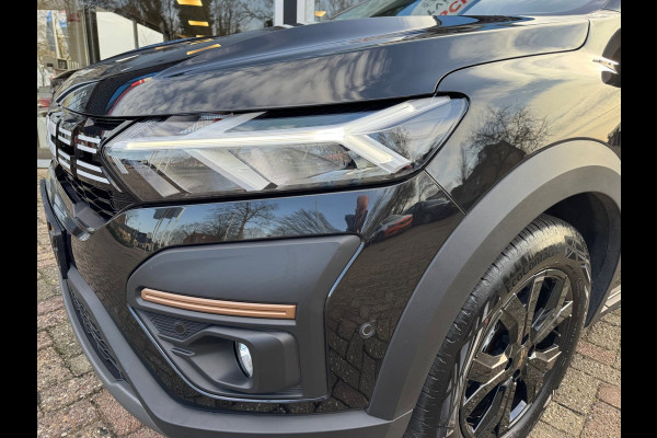 Dacia Jogger 1.6 Hybrid 140 Extreme Navi / Clima / Camera / LM velgen / P-sensoren / Keyless